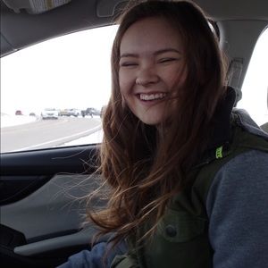 Meet your Posher, Sara